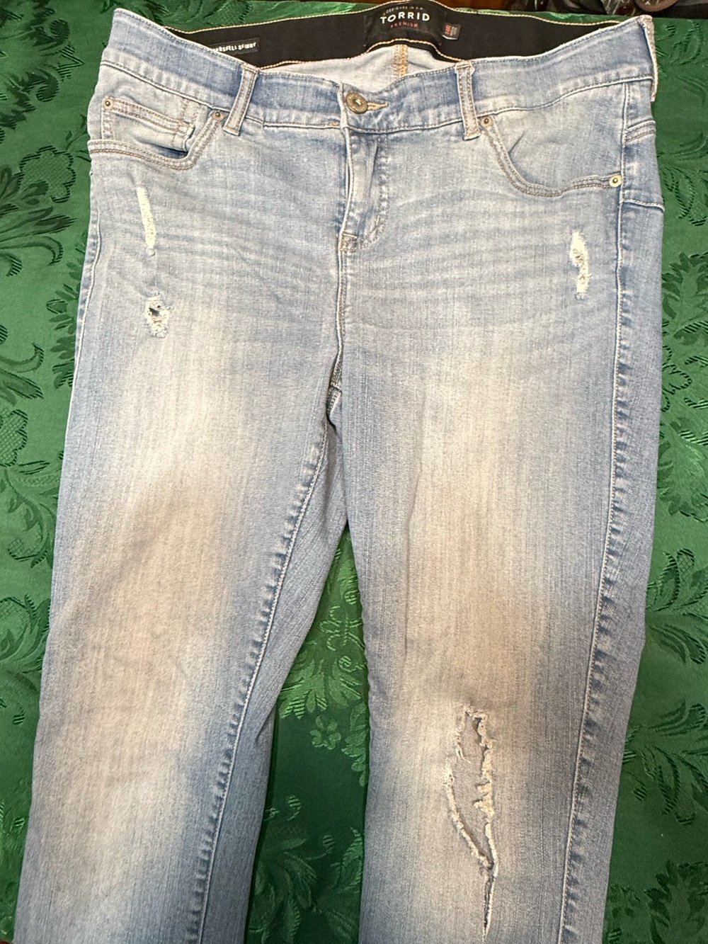 Women’s torrid premium, distressed, skinny jeans